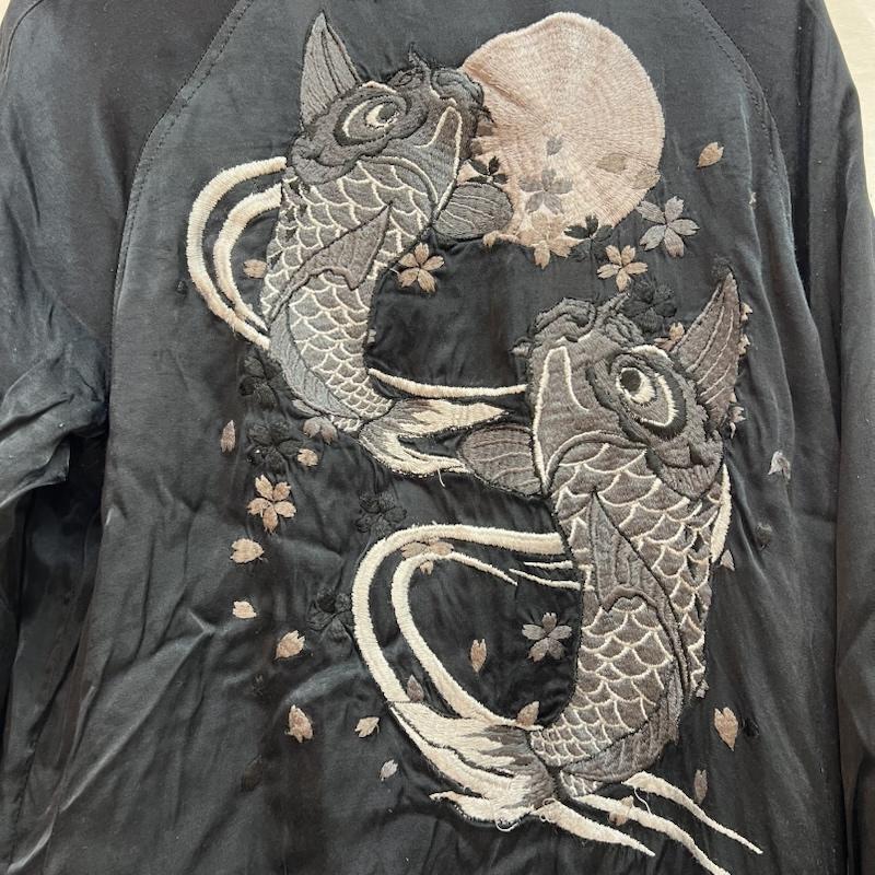 古着 USED ジャケット、上着 ジャンパー、ブルゾン 雅結 龍 鯉 和柄 刺繍 リバーシブル スカジャン M 黒 / ブラック / black メンズ USED 古着 中古 50142505