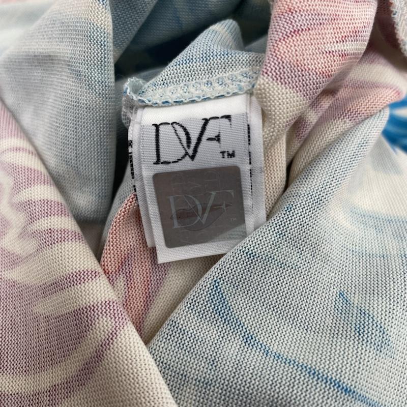 ダイアンフォンファステンバーグ DIANE von FURSTENBERG ワンピース ひざ丈スカート シルク ストレッチ ドレス シルク ニット フローラル マルチプリント ワンピース 4 花柄 X 総柄 X プリント マルチカラー / マルチカラー / multicolor レディース USED 古着 中古 50142634