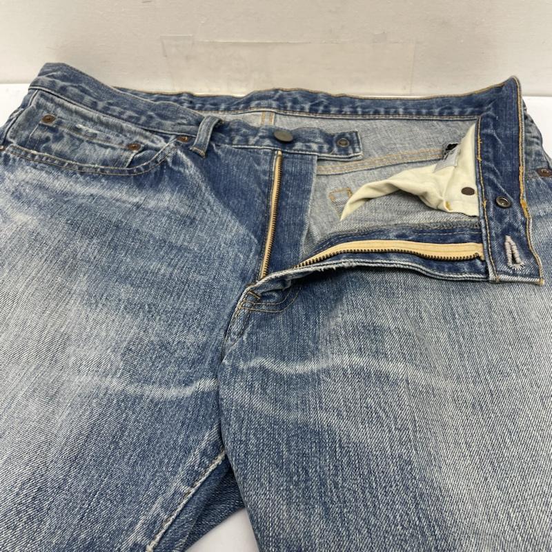 アンユーズド UNUSED パンツ デニム、ジーンズ デニム ジーパン ジーンズ ストレート ボタンフライ ボタン ダメージ加工 クラッシュ 3 無地 インディゴ / インディゴ / Indigo メンズ USED 古着 中古 50142702