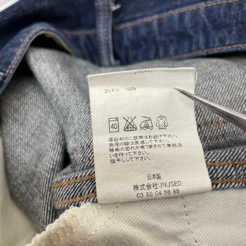 アンユーズド UNUSED パンツ デニム、ジーンズ UW0447 13.5oz Denim Jeans カットオフ デニム パンツ ジップフライ ボタン ロゴ 刻印入り 2 無地 インディゴ / インディゴ / Indigo メンズ USED 古着 中古 50142706