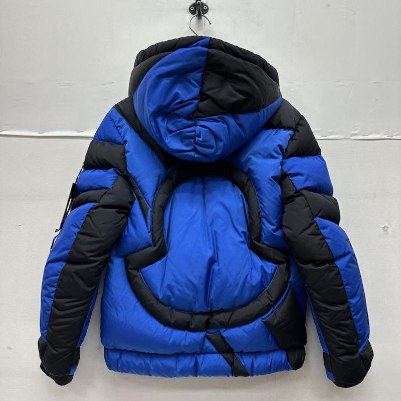 モンクレール MONCLER ジャケット、上着 ダウンジャケット CRAIG GREEN PLUNGERY フード ダウン ジャケット E209H4139900 C0346 0 青 / ブルー / blue X 黒 / ブラック / black メンズ USED 古着 中古 50142792