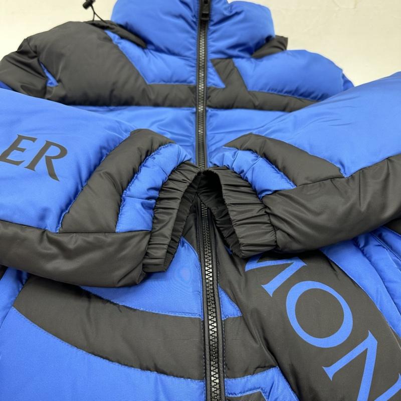 モンクレール MONCLER ジャケット、上着 ダウンジャケット CRAIG GREEN PLUNGERY フード ダウン ジャケット E209H4139900 C0346 0 青 / ブルー / blue X 黒 / ブラック / black メンズ USED 古着 中古 50142792