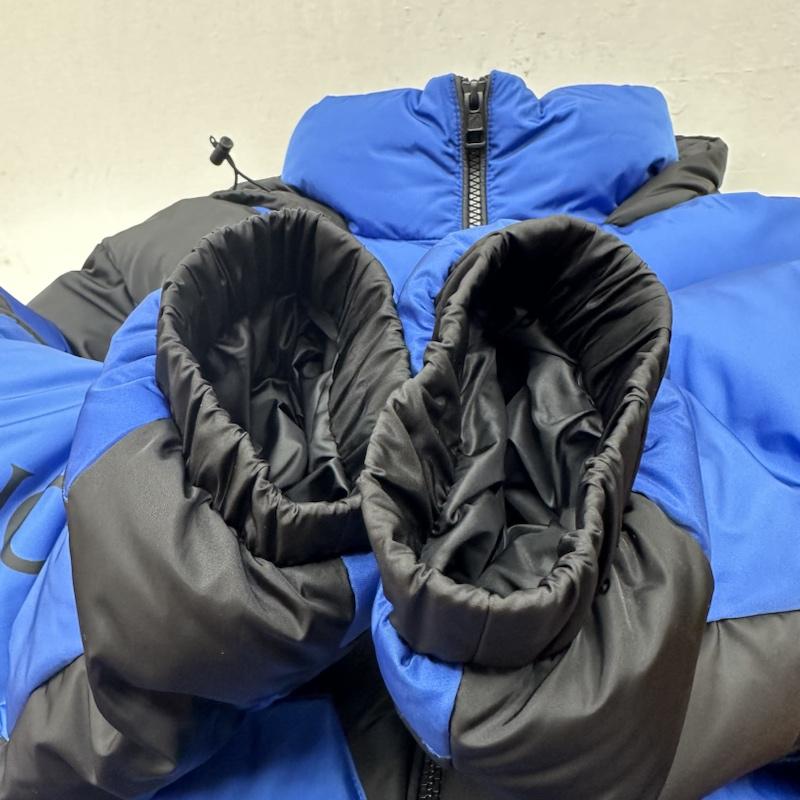 モンクレール MONCLER ジャケット、上着 ダウンジャケット CRAIG GREEN PLUNGERY フード ダウン ジャケット E209H4139900 C0346 0 青 / ブルー / blue X 黒 / ブラック / black メンズ USED 古着 中古 50142792