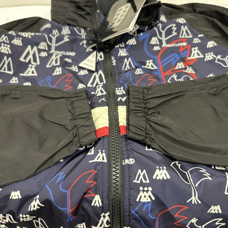モンクレール MONCLER ジャケット、上着 ジャンパー、ブルゾン 23AW 総柄 ナイロン ジップ ジャケット D20914108085 539F1 1 マルチカラー / マルチカラー / multicolor メンズ USED 古着 中古 50142794