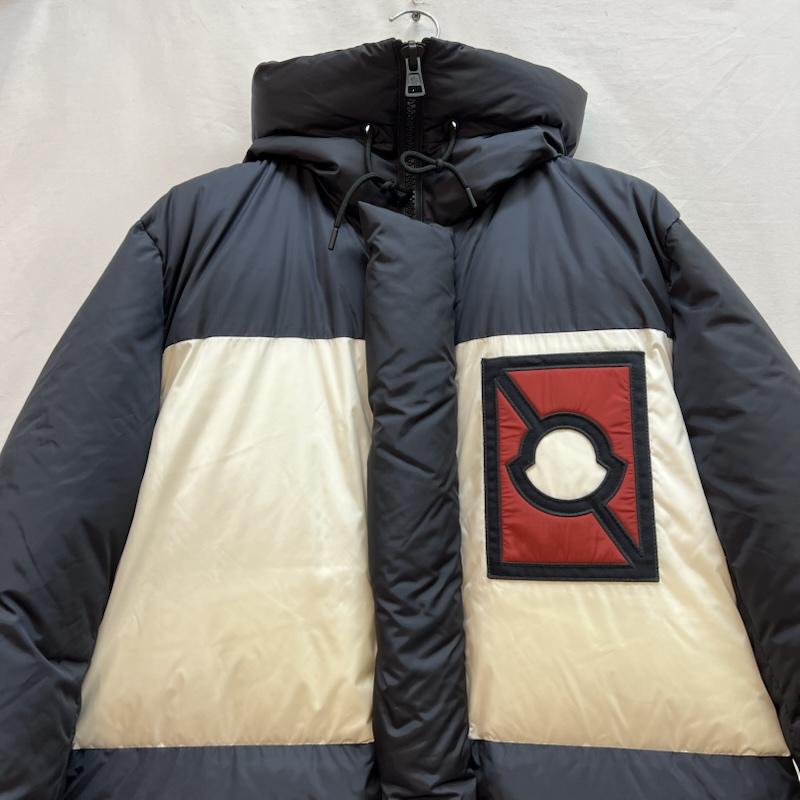 モンクレール MONCLER ジャケット、上着 ダウンジャケット CRAIG GREEN PORPOISE ロングダウン ダウンコート 0 赤 / レッド / red X 白 / ホワイト / white X 紺 / ネイビー / navy メンズ USED 古着 中古 50142910