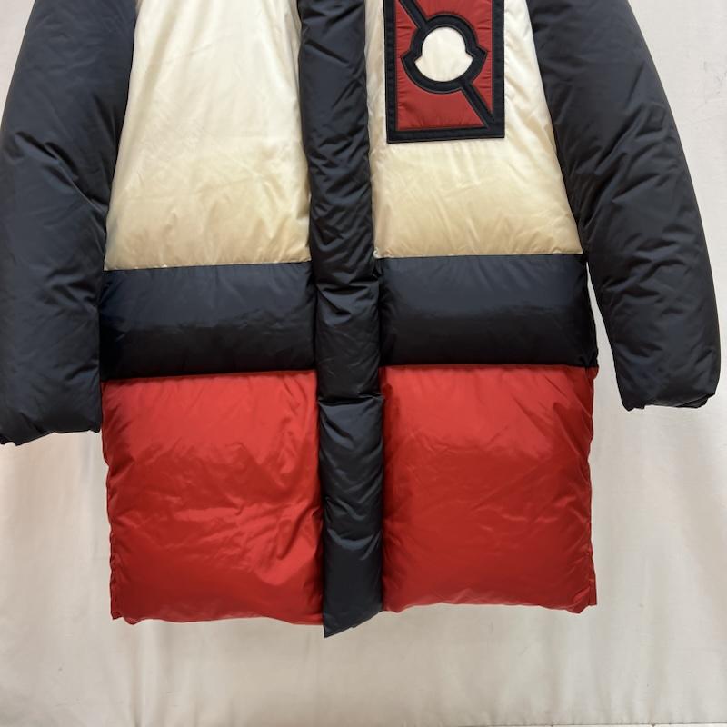 モンクレール MONCLER ジャケット、上着 ダウンジャケット CRAIG GREEN PORPOISE ロングダウン ダウンコート 0 赤 / レッド / red X 白 / ホワイト / white X 紺 / ネイビー / navy メンズ USED 古着 中古 50142910