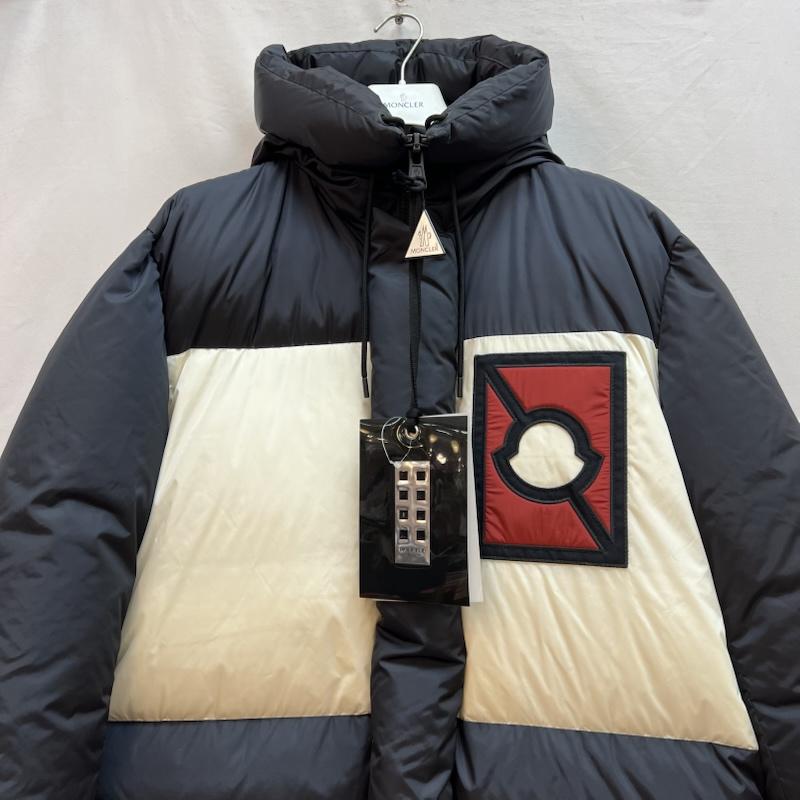 モンクレール MONCLER ジャケット、上着 ダウンジャケット CRAIG GREEN PORPOISE ロングダウン ダウンコート 1 赤 / レッド / red X 白 / ホワイト / white X 紺 / ネイビー / navy メンズ USED 古着 中古 50142911