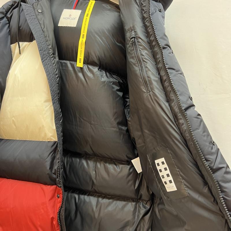 モンクレール MONCLER ジャケット、上着 ダウンジャケット CRAIG GREEN PORPOISE ロングダウン ダウンコート 1 赤 / レッド / red X 白 / ホワイト / white X 紺 / ネイビー / navy メンズ USED 古着 中古 50142911