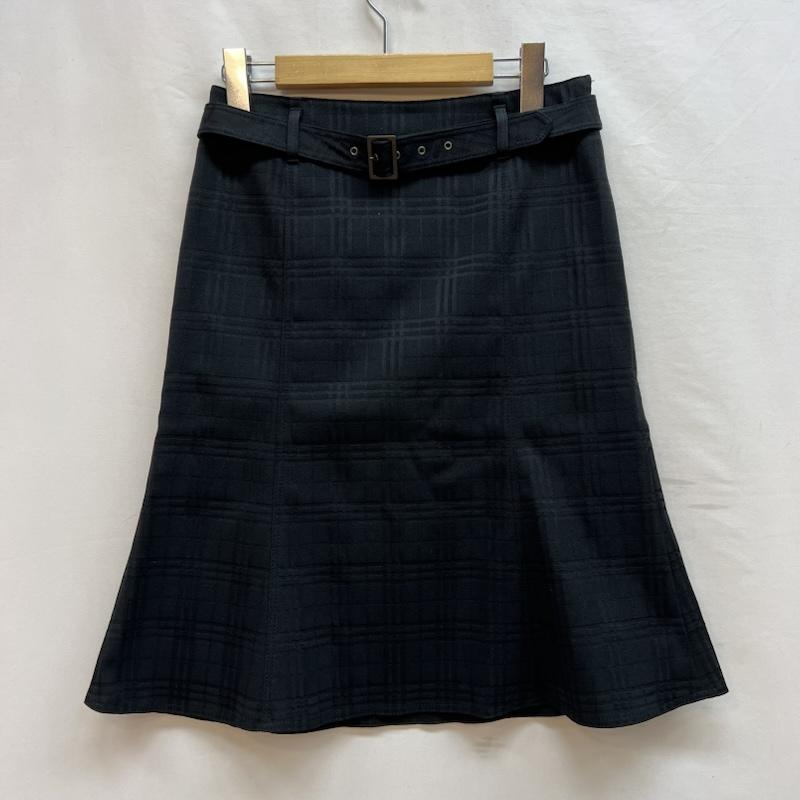 バーバリー BURBERRY スカート ひざ丈スカート ベルト付 チェック フレア スカート 36 黒 / ブラック / black レディース USED 古着 中古 50142973