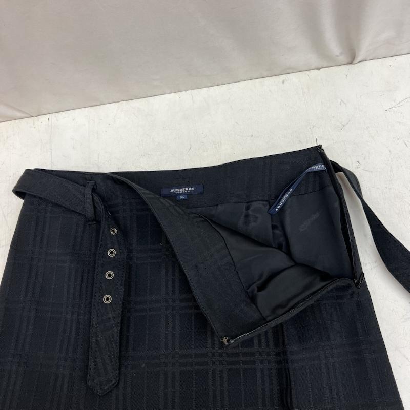バーバリー BURBERRY スカート ひざ丈スカート ベルト付 チェック フレア スカート 36 黒 / ブラック / black レディース USED 古着 中古 50142973