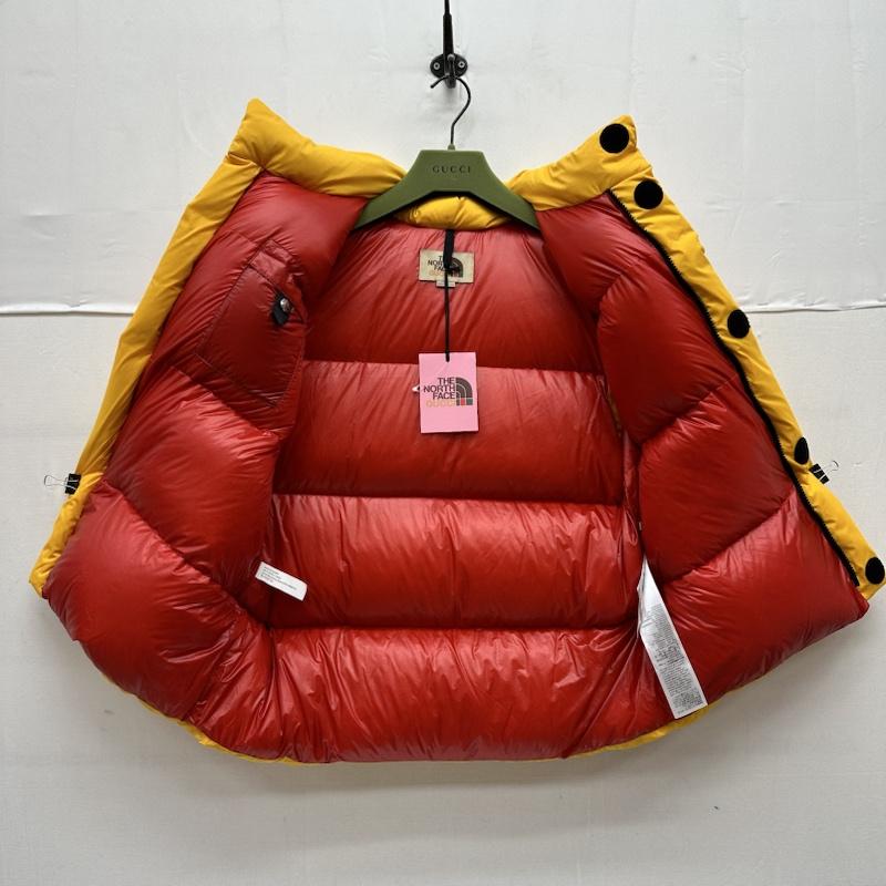 グッチ GUCCI ジャケット、上着 ダウンベスト THE NORTH FACE ロゴ キャット ダウン ベスト 663761 M 黄 / イエロー / yellow メンズ USED 古着 中古 50142981