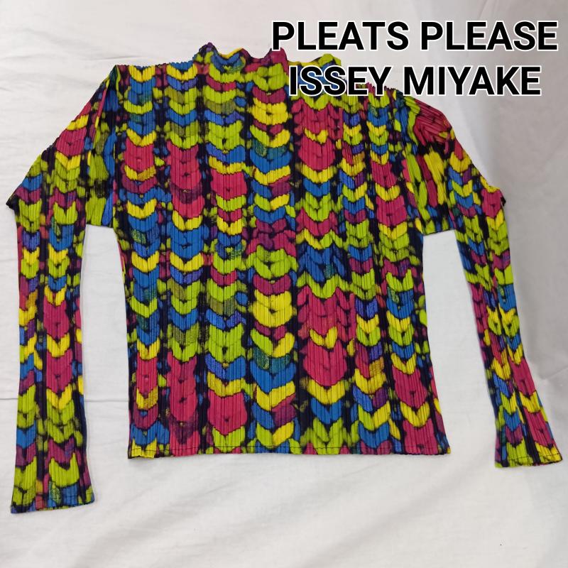 プリーツプリーズ PLEATS PLEASE カットソー 長袖 ISSEY MIYAKE プリーツ 総柄 マルチカラー PP14-JK441 3 総柄 桃 / ピンク / pink X 黄 / イエロー / yellow X 青 / ブルー / blue X 黒 / ブラック / black レディース USED 古着 中古 50143125
