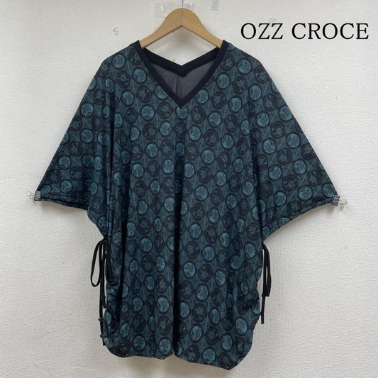 オッズオン OZZ CROCE カットソー 半袖 マント ケープ風 ポンチョ カットソー ゴシック Vネック 袖フレア 総柄 プリント プリント X 総柄 黒 / ブラック / black X 緑 / グリーン / green レディース USED 古着 中古 50143269