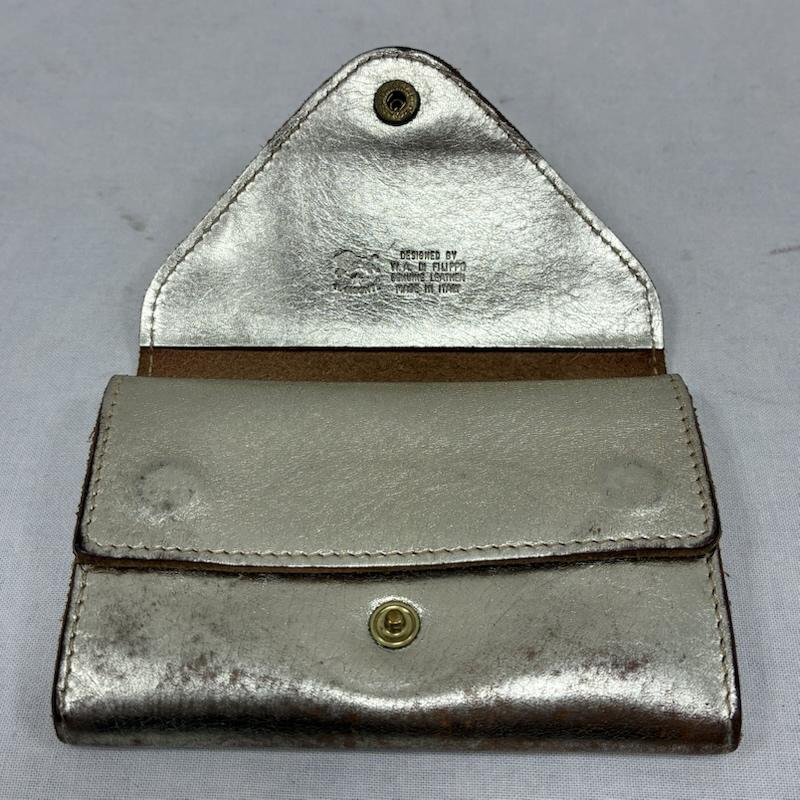 イルビゾンテ IL BISONTE 財布 コンパクト財布 レザー メタリック カードケース 名刺入れ 小銭入れ 財布 ミニウォレット - ワンポイント X ロゴ、文字 レディース USED 古着 中古 50143601