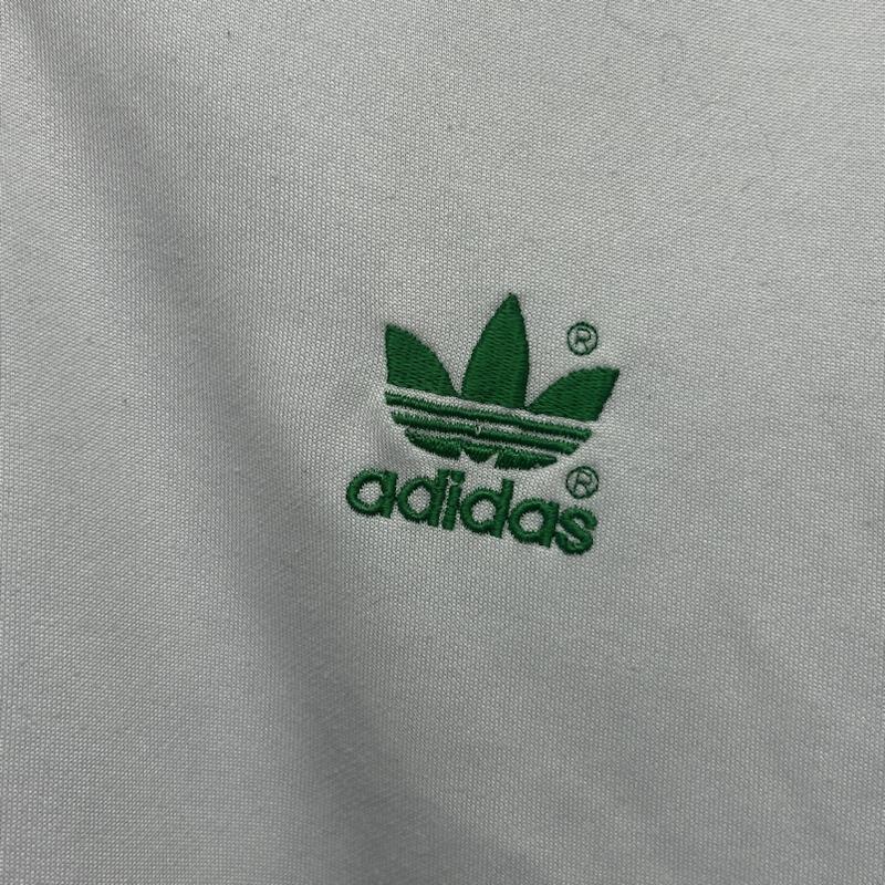 アディダス adidas ジャケット、上着 ジャンパー、ブルゾン トラックジャケット ワンポイントロゴ マルチカラー - ロゴ、文字 白 / ホワイト / white X 緑 / グリーン / green メンズ USED 古着 中古 50143652
