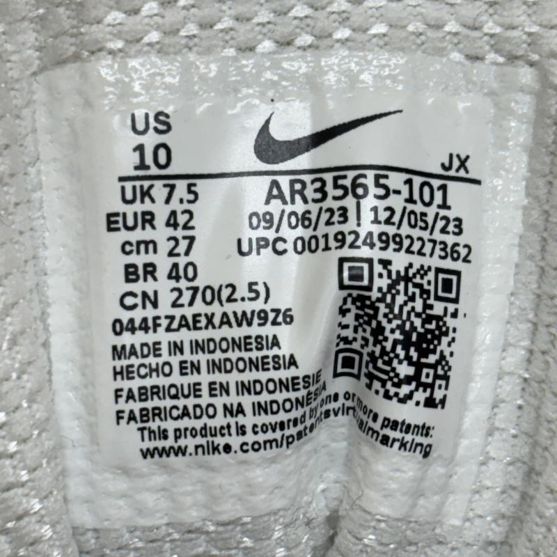 ナイキ NIKE スニーカー スニーカー AR3565-101 WMNS SHOX R4 White Metallic ウィメンズ ショックス4 スニーカー ホワイト メタリック 27.0cm レディース USED 古着 中古 50143681