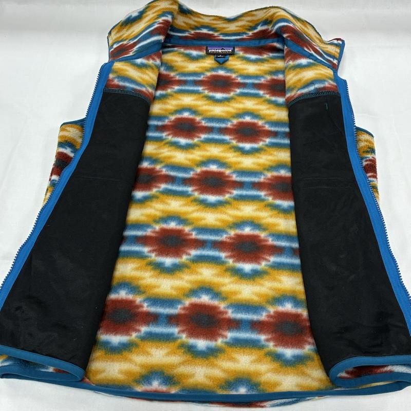パタゴニア patagonia ベスト ベスト 15AW シンチラ SYNCHILLA ジップアップ フリース ベスト 25495 S 総柄 X ロゴ、文字 X ワンポイント マルチカラー / マルチカラー / multicolor レディース USED 古着 中古 50143693