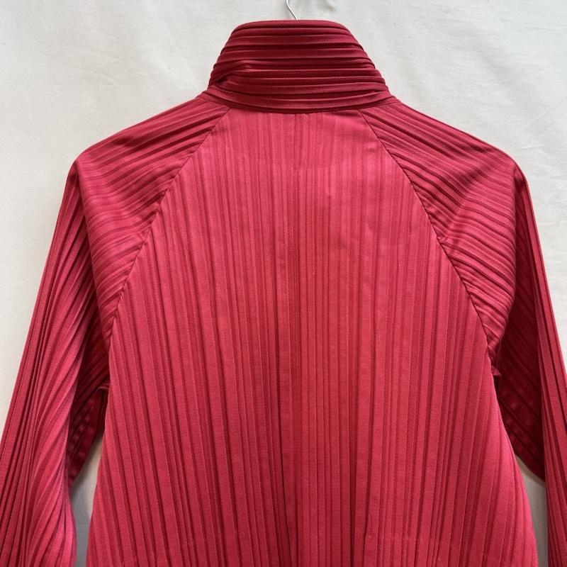 プリーツプリーズイッセイミヤケ PLEATS PLEASE ISSEY MIYAKE ジャケット、上着 ジャンパー、ブルゾン PP53-JC672 プリーツジャケット 3 桃 / ピンク / pink レディース USED 古着 中古 50143802