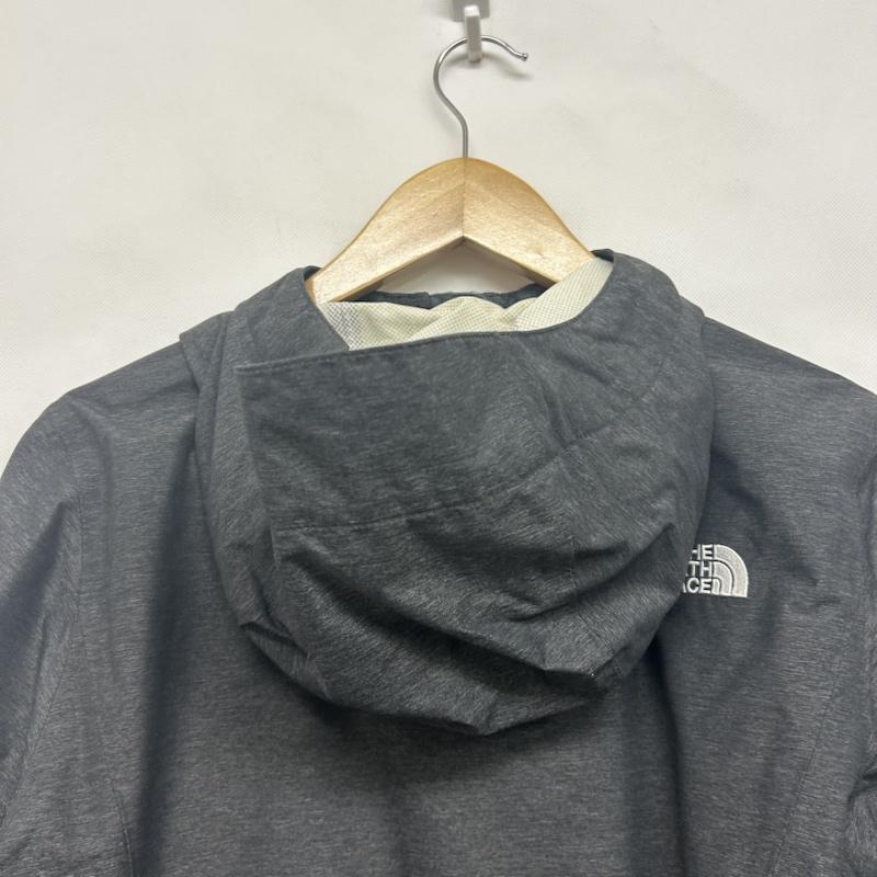 ザノースフェイス THE NORTH FACE ジャケット、上着 ジャンパー、ブルゾン 長袖ブルゾン ワンポイントロゴ テック系 ゴープコア S ワンポイント 灰 / グレー / gray メンズ USED 古着 中古 50144153