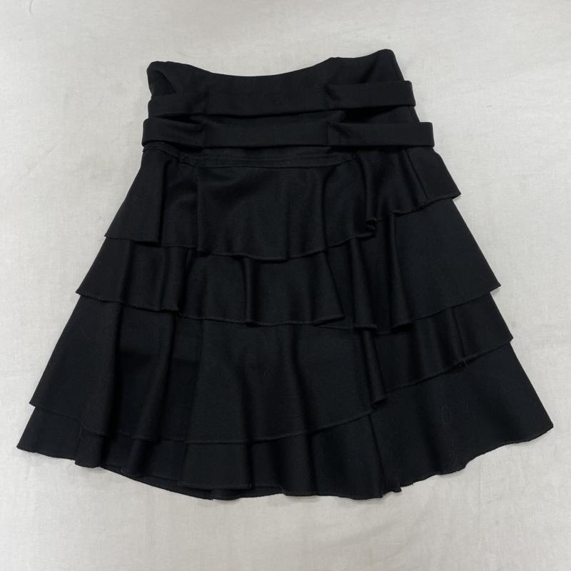 コムデギャルソン COMME des GARCONS スカート ミニスカート フリル ティアード ボリューム スカート ベルト S 無地 黒 / ブラック / black レディース USED 古着 中古 50144370