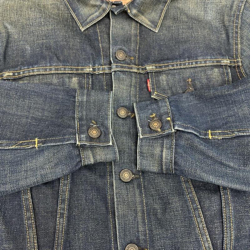 リーバイス Levi s ジャケット、上着 ジャンパー、ブルゾン LVC 日本製 01年 復刻 3rd デニム ジャケット 70557-XX J22 36 インディゴ / インディゴ / Indigo メンズ USED 古着 中古 50144416