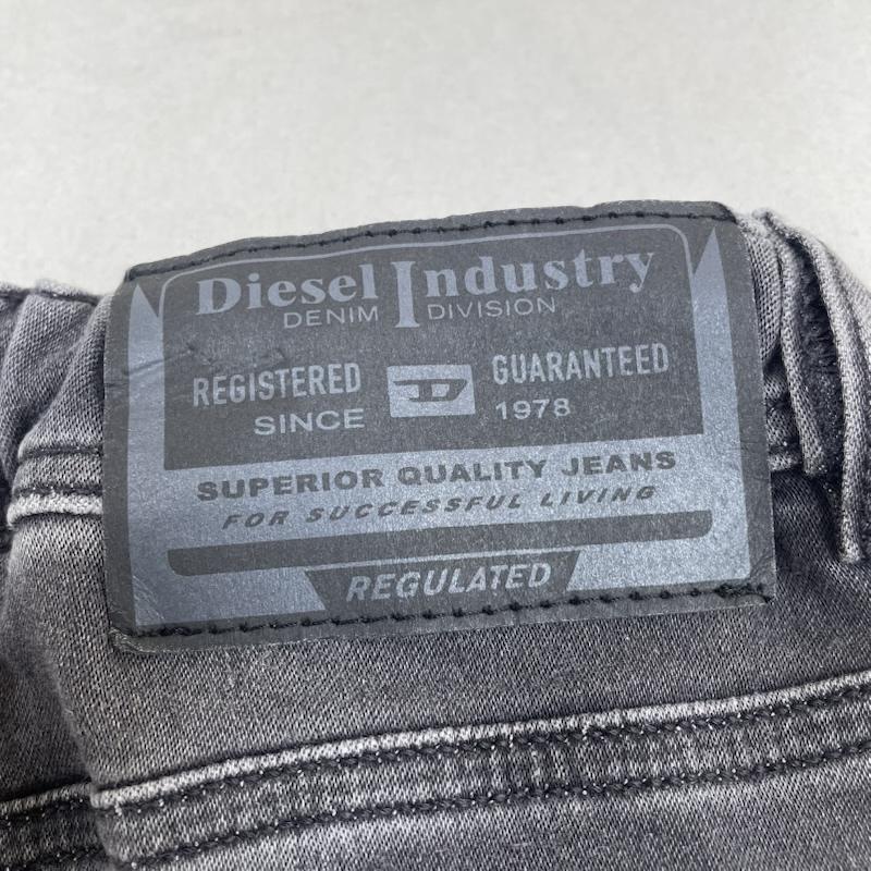 ディーゼル DIESEL パンツ デニム、ジーンズ キッズ ブラックウォッシュ デニム パンツ ジョグ ジーンズ krooley-ne-j jjj 子供服 サイズ16Y - ロゴ、文字 黒 / ブラック / black ボーイズ USED 古着 中古 50144528