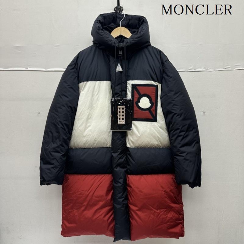 モンクレール MONCLER コート ダウンコート Craig Green PORPOISE フード ダウンコート D209H4232500 クレイググリーン 0 ロゴ、文字 紺 / ネイビー / navy X 白 / ホワイト / white X 赤 / レッド / red メンズ USED 古着 中古 50144530