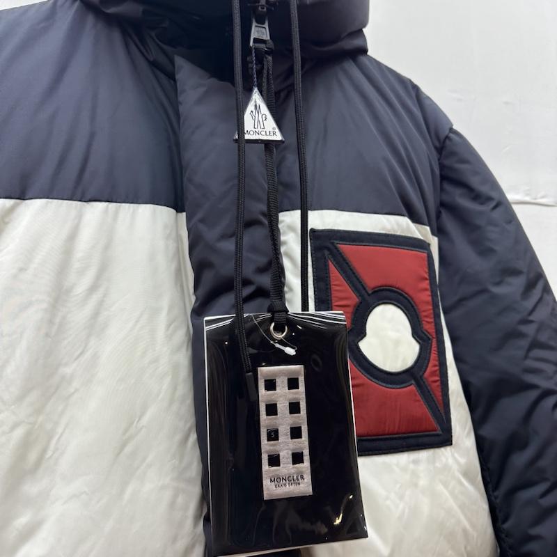 モンクレール MONCLER コート ダウンコート Craig Green PORPOISE フード ダウンコート D209H4232500 クレイググリーン 0 ロゴ、文字 紺 / ネイビー / navy X 白 / ホワイト / white X 赤 / レッド / red メンズ USED 古着 中古 50144530