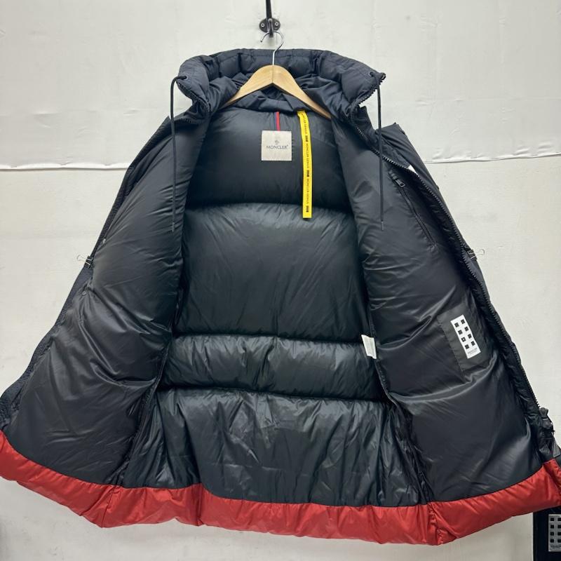 モンクレール MONCLER コート ダウンコート Craig Green PORPOISE フード ダウンコート D209H4232500 クレイググリーン 0 ロゴ、文字 紺 / ネイビー / navy X 白 / ホワイト / white X 赤 / レッド / red メンズ USED 古着 中古 50144530