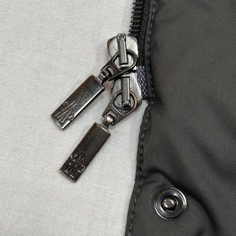 モンクレール MONCLER ジャケット、上着 ダウンジャケット VALENTINE ヴァレンティーヌ バレンティーヌ ダウンジャケット フード ファー 茶タグ Z4HJ044 0 無地 ダークグレー / ダークグレー / レディース USED 古着 中古 50144591