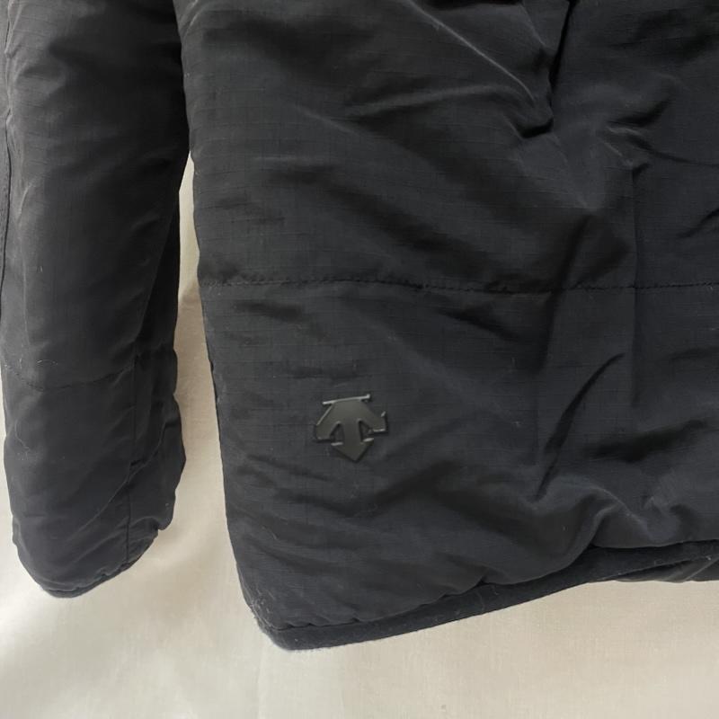 デサント DESCENTE ジャケット、上着 ジャンパー、ブルゾン DHUSJC32 DESCENTE ddd LIGHT PUFF CARDIGAN JACKET black L L ワンポイント 黒 / ブラック / black メンズ USED 古着 中古 50144906