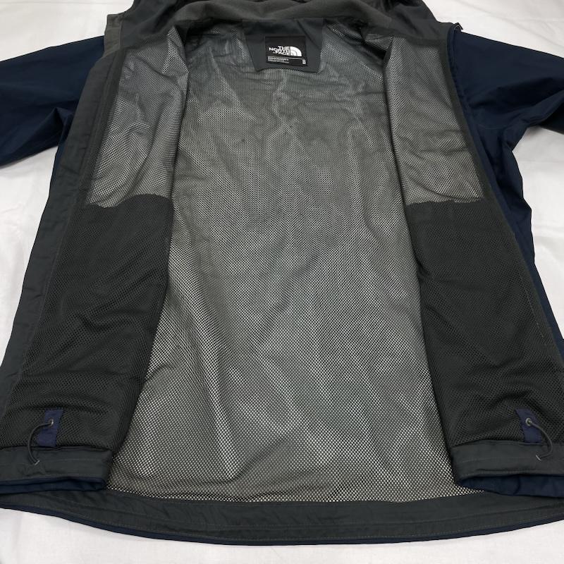 ザノースフェイス THE NORTH FACE ジャケット、上着 ジャンパー、ブルゾン ナイロン マウンテンパーカー クエスト ジャケット ウインドブレーカー A8AZ M 無地 X ワンポイント X ロゴ、文字 X プリント 紺 / ネイビー / navy X 白 / ホワイト / white メンズ USED 古着 中古 50145026