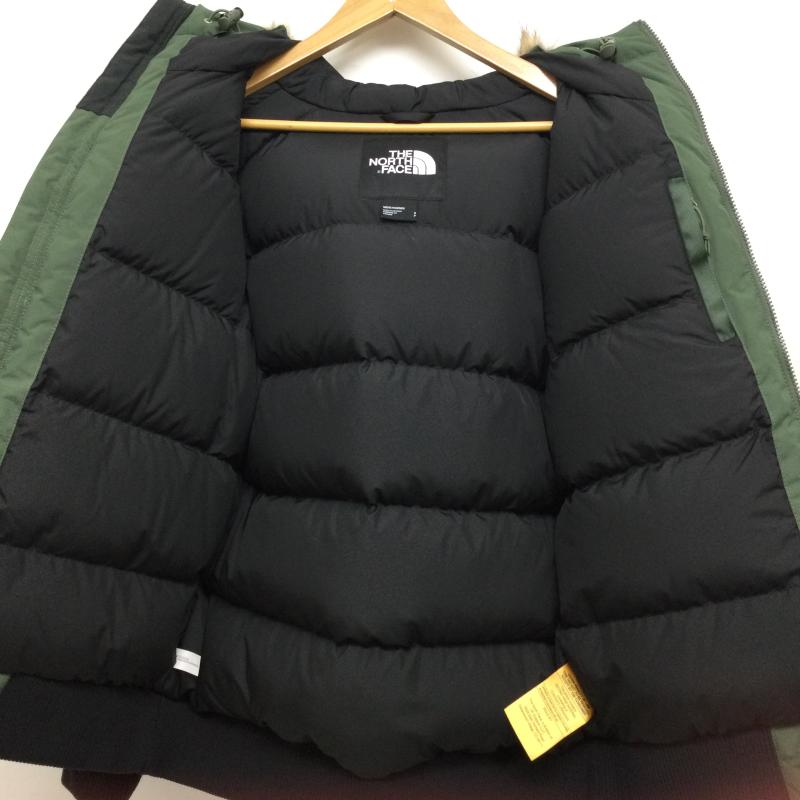 ザノースフェイス THE NORTH FACE ジャケット、上着 ダウンジャケット ノースフェイス マクマード ボンバー THE NORTH FACE MEN S MCMURDO BOMBER　NF0A5GD9 S 無地 緑 / グリーン / green X 黒 / ブラック / black メンズ USED 古着 中古 50145099