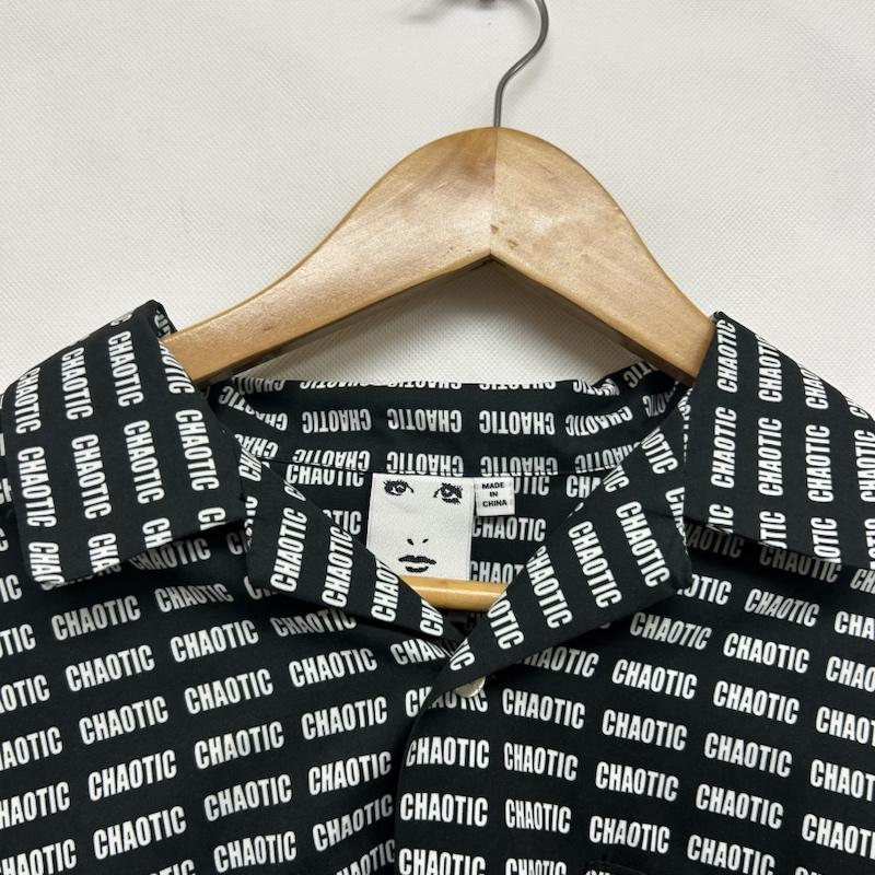 エックスガール X-girl シャツ、ブラウス 長袖 長袖シャツ 総柄 文字 CHAOTIC M ロゴ、文字 黒 / ブラック / black X 白 / ホワイト / white レディース USED 古着 中古 50145221