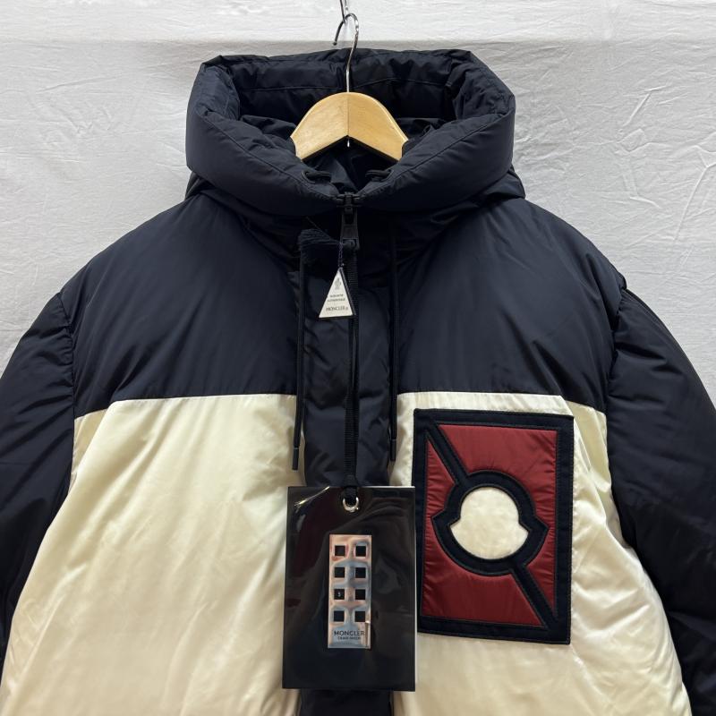 モンクレール MONCLER ジャケット、上着 ダウンジャケット CRAIG GREEN PORPOISE クレイググリーン ナイロン フード ダウン コート D209H4232500 2 紺 / ネイビー / navy X 白 / ホワイト / white X 赤 / レッド / red メンズ USED 古着 中古 50145330