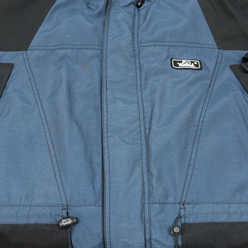 ウールリッチ WOOLRICH ジャケット、上着 ジャンパー、ブルゾン 90s 配色 切替 ナイロン マウンテンパーカー ドローストリング ヴィンテージ L ワンポイント X ロゴ、文字 紺 / ネイビー / navy X 黒 / ブラック / black メンズ USED 古着 中古 50146020