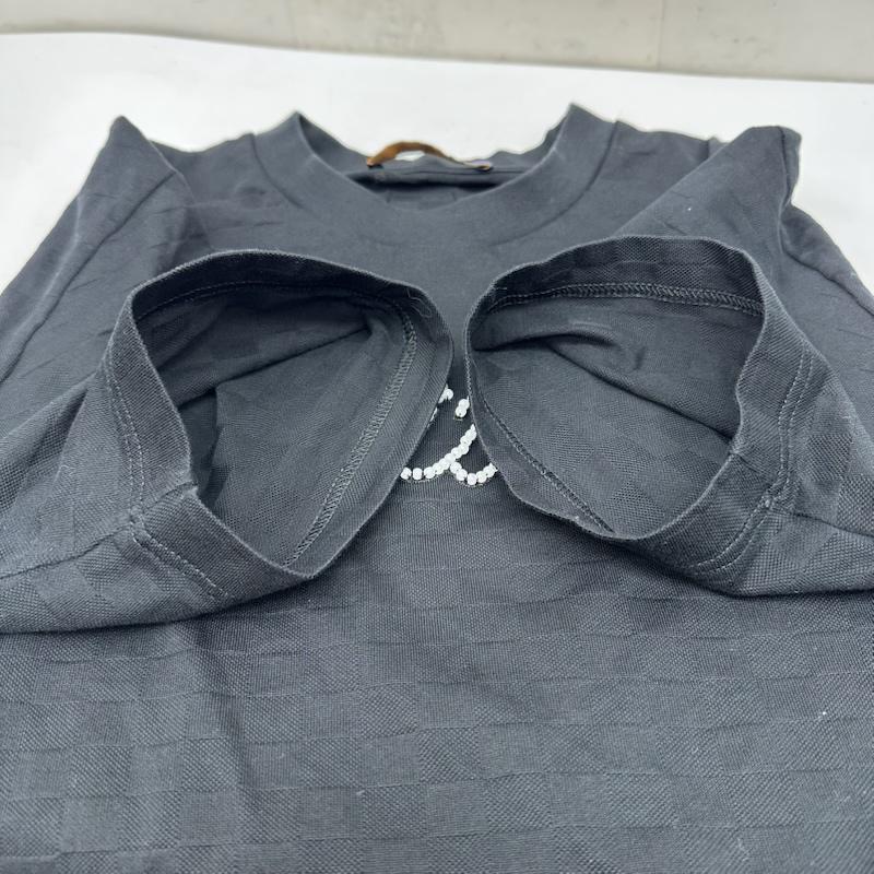 ルイヴィトン LOUIS VUITTON Tシャツ 半袖 25SS フロント ロゴ ビーズデザイン クルーネック Tシャツ RM252M JUV HTY93W M 黒 / ブラック / black メンズ USED 古着 中古 50146070