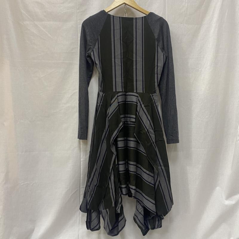 ヴィヴィアン ウエストウッド レッドレーベル Vivienne Westwood red label ワンピース ひざ丈スカート ストライプ 切り返し変形ワンピース グリーン×グレー SIZE:2 2 ストライプ 灰 / グレー / gray X 緑 / グリーン / green レディース USED 古着 中古 50146251