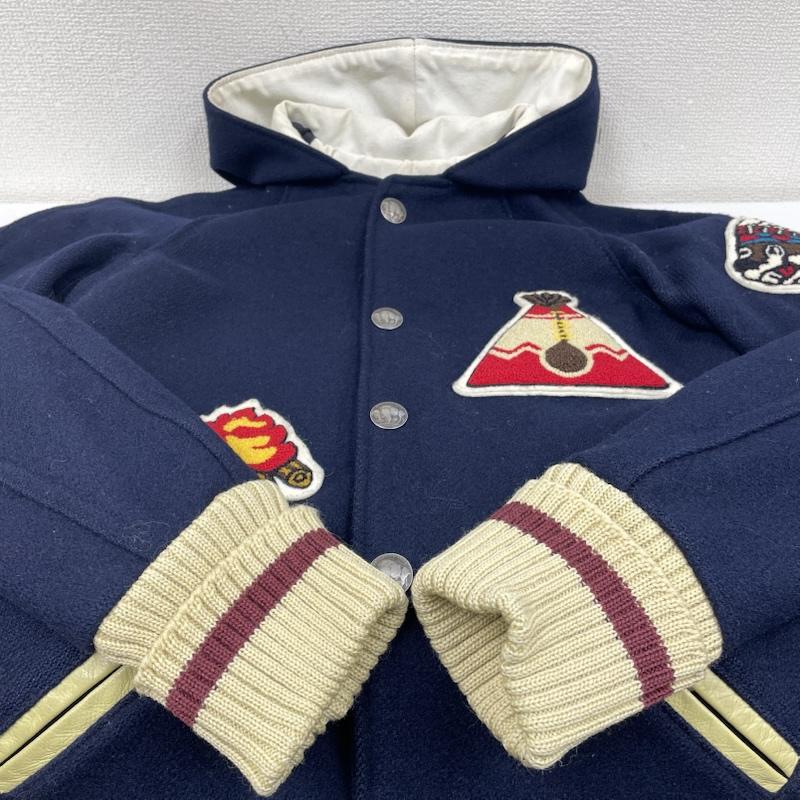 スクーカム SKOOKUM ジャケット、上着 ジャンパー、ブルゾン BEAVER HOODED SUR COAT フーディ― スタジアム ジャケット 39257 サイズ32 - ロゴ、文字 X 刺繍 紺 / ネイビー / navy メンズ USED 古着 中古 50146506