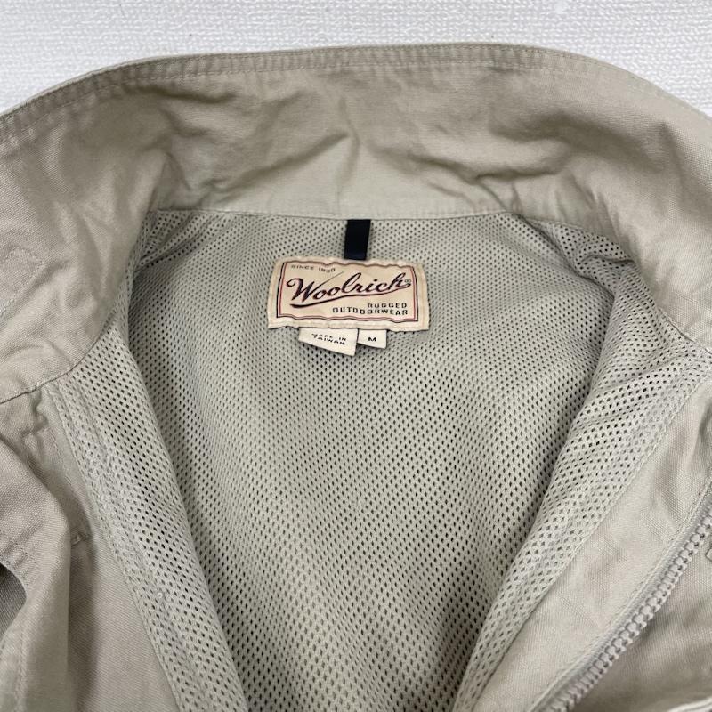 ウールリッチ WOOLRICH ジャケット、上着 ジャンパー、ブルゾン フィッシング ジャケット アウトドア デタッチャブル フルジップアップ 袖ロゴ 刺繍入り M ロゴ、文字 X 刺繍 ベージュ / ベージュ / beige メンズ USED 古着 中古 50146684