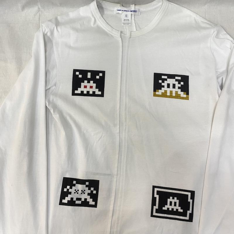 コムデギャルソンシャツ COMME des GARCONS SHIRT Tシャツ 長袖 FJ-T005アシンメトリー カットソー Invaderプリント white L cotton100% L プリント X キャラクター 白 / ホワイト / white メンズ USED 古着 中古 50146875