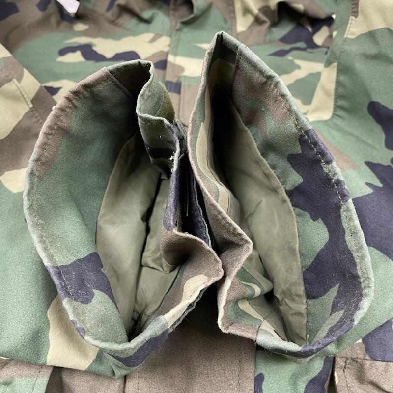 古着 USED ジャケット、上着 ジャンパー、ブルゾン 00s アメリカ軍 ECW PARKA 1st GENERATION GORE TEX PARKA ウッドランドカモ パーカー M カモフラージュ柄・迷彩 マルチカラー / マルチカラー / multicolor メンズ USED 古着 中古 50146893