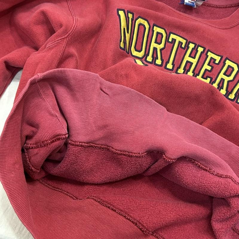 チャンピオン Champion トレーナー 長袖 リバースウィーブ スウェット NORTHERN IOWA カレッジプリント サイドリブ RN26034 - ロゴ、文字 赤 / レッド / red メンズ USED 古着 中古 50147112