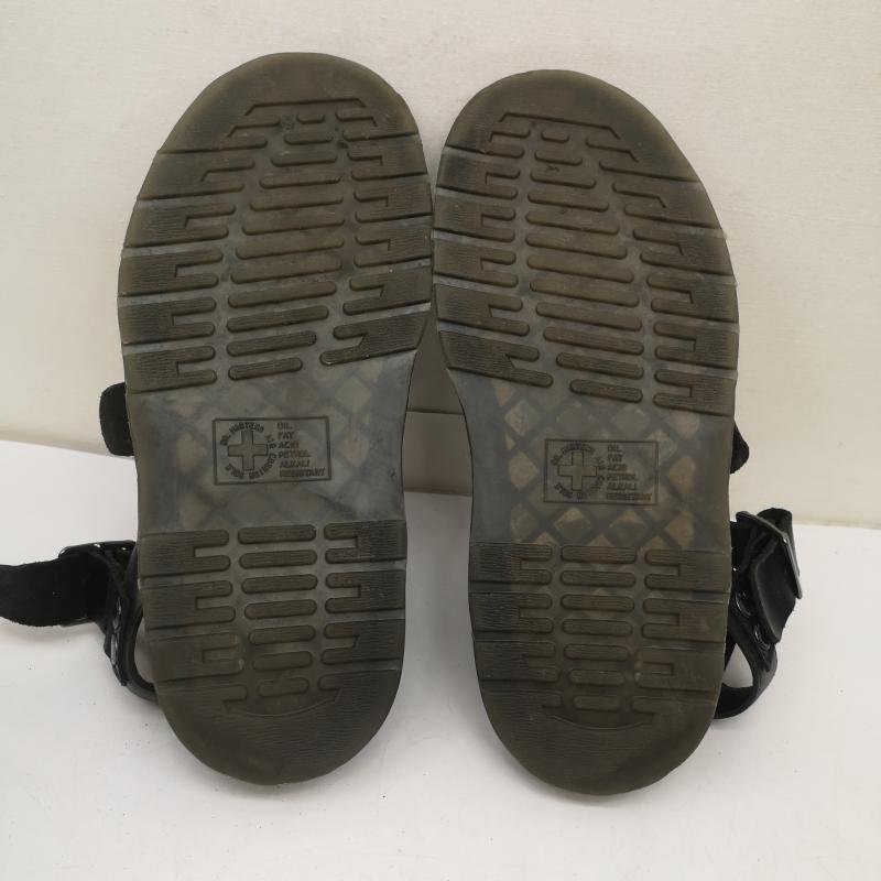 ドクターマーチン Dr.Martens サンダル サンダル GRYPHON STRAP SANDAL グリフォン レザー ストラップ サンダル UK：8 黒 / ブラック / black メンズ USED 古着 中古 50147175