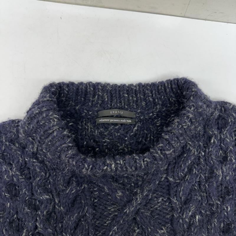 アンユーズド UNUSED ニット、セーター 長袖 19AW hand knit cable sweater クルーネック ケーブル ニット US1702 4 紺 / ネイビー / navy メンズ USED 古着 中古 50147245