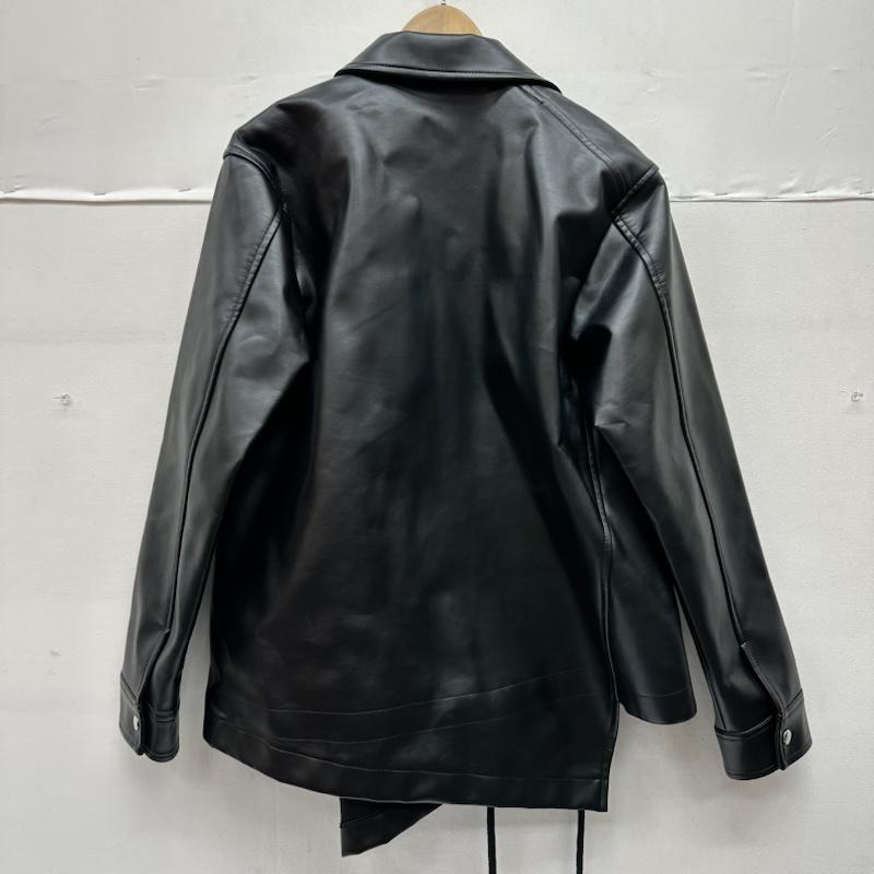 ブラックコムデギャルソン BLACK COMME des GARCONS ジャケット、上着 ジャンパー、ブルゾン 22SS フェイク レザー 変形 ジャケット 1I-J014 L 黒 / ブラック / black メンズ USED 古着 中古 50147471