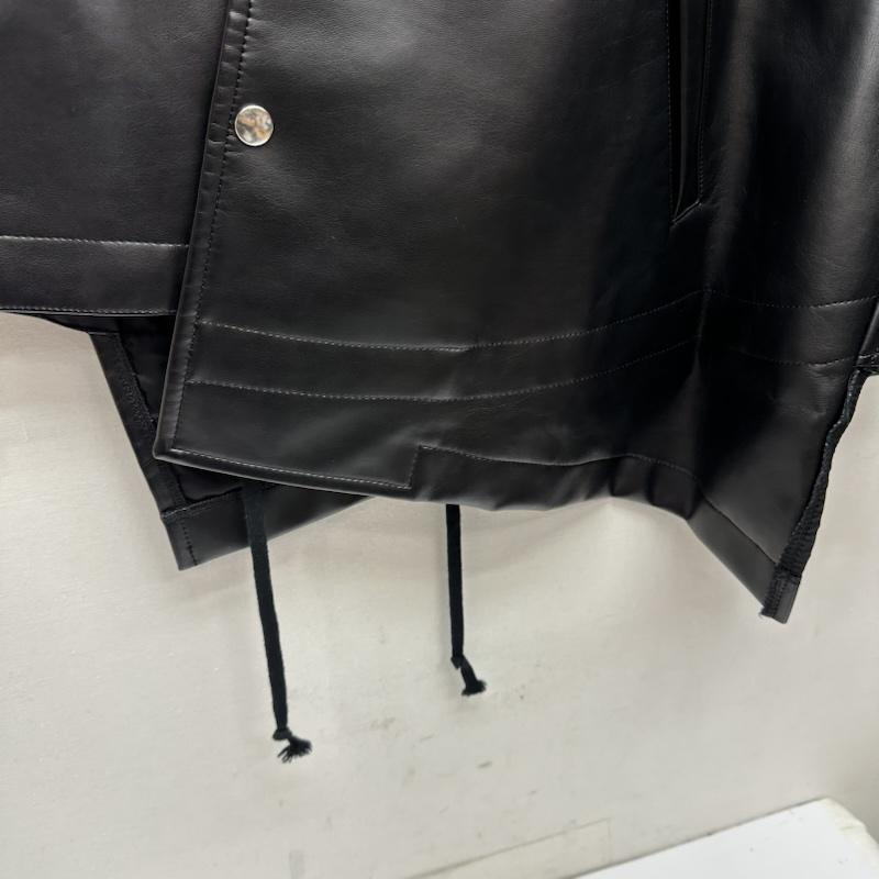 ブラックコムデギャルソン BLACK COMME des GARCONS ジャケット、上着 ジャンパー、ブルゾン 22SS フェイク レザー 変形 ジャケット 1I-J014 L 黒 / ブラック / black メンズ USED 古着 中古 50147471