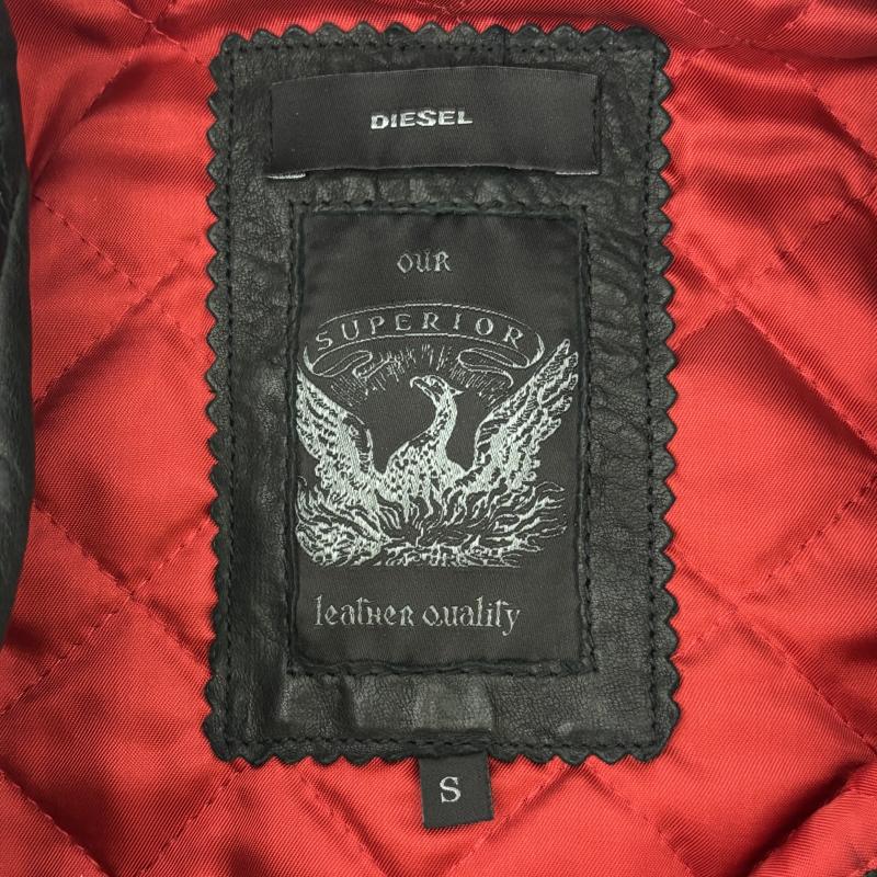 ディーゼル DIESEL ベスト ベスト レザーベスト ラムスキン スター 編込み S レディース USED 古着 中古 50147666