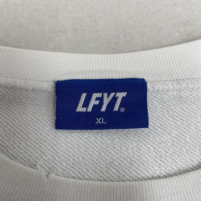 ラファイエット Lafayette トレーナー 長袖 18周年限定 横浜 クルーネックスウェット プリント ダンサーファッション ストリート ヒップホップ ラッパー XL ロゴ、文字 X キャラクター X プリント 白 / ホワイト / white メンズ USED 古着 中古 50147878