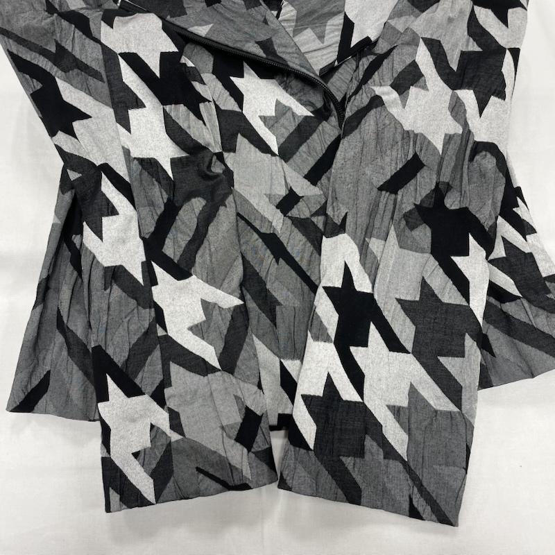 イッセイミヤケ ISSEY MIYAKE セットアップ セットアップ 千鳥柄 セットアップ スーツ ジップアップ ジャケット 総柄 シワ加工 銀タグ 2 総柄 X 千鳥格子 灰 / グレー / gray X 黒 / ブラック / black レディース USED 古着 中古 50147956